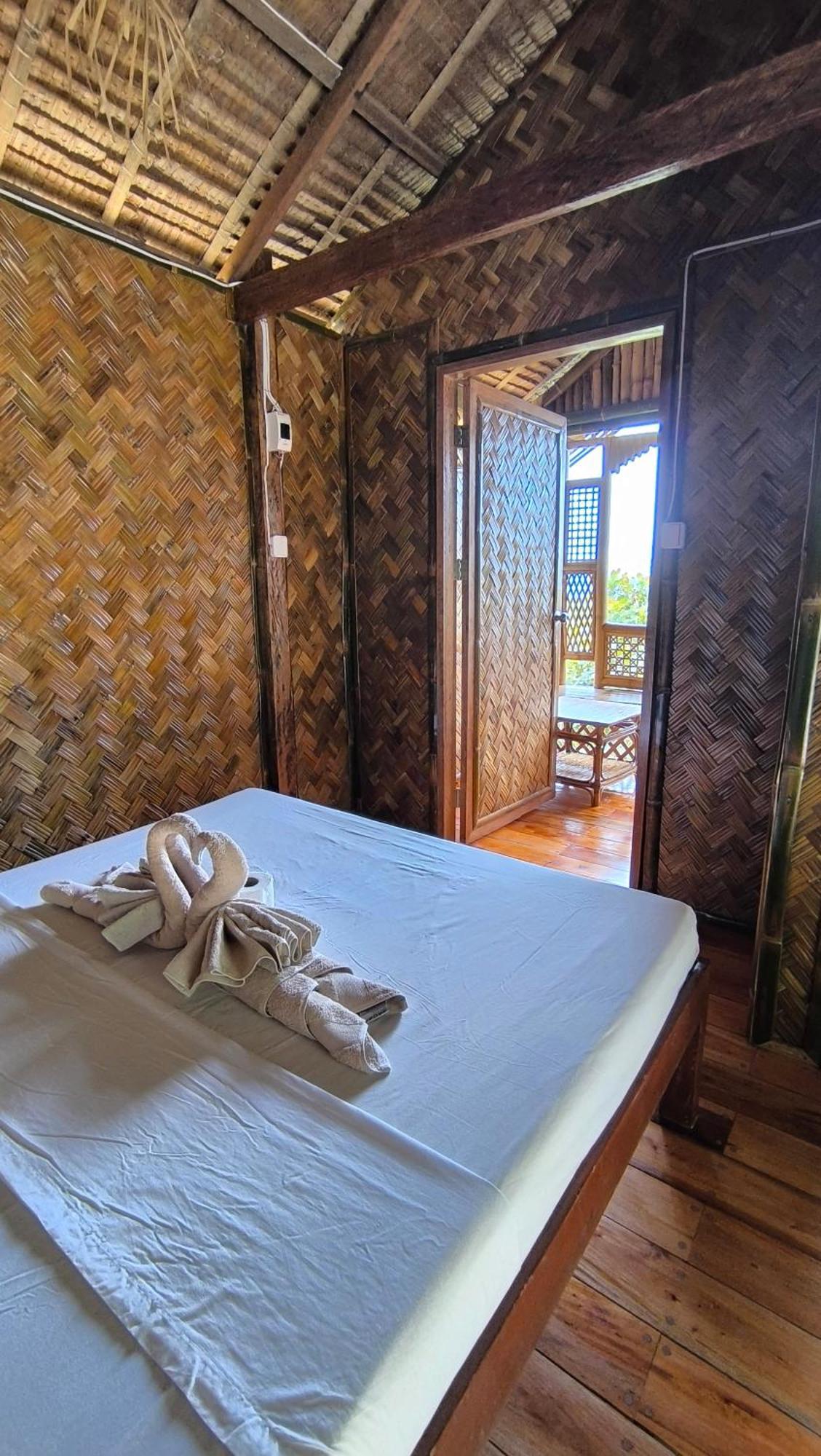 Ocean Green Eco Lodge Puerto Princesa Ngoại thất bức ảnh